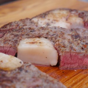 surfnturf (1) aufgeschnittenes Surf n' Turf Steak