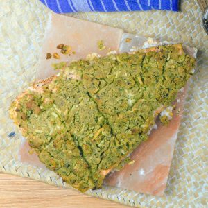 lachsfilet ostern 1 Lachsfilet mit Bärlauchkruste auf Salzplanke