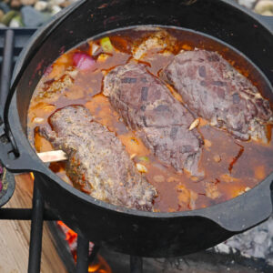 angus rouladen im Dutch Oven
