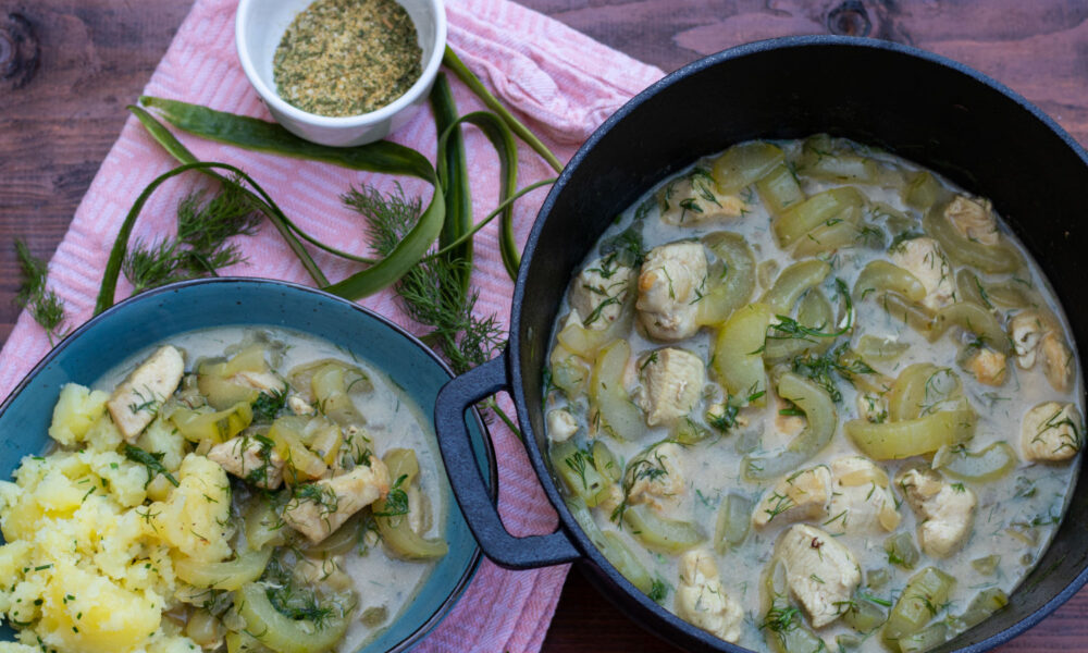 Schmorgurken mit Hähnchenfleisch Schmorgurken mit Hähnchenfleisch