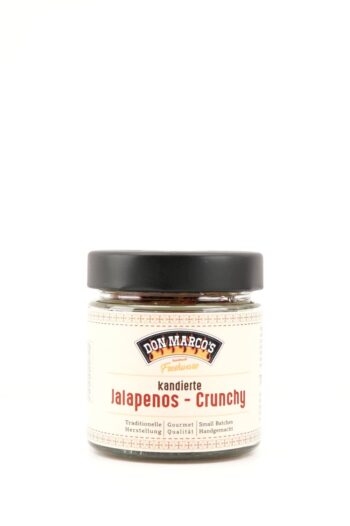 Kandierte Jalapenos mit Zuckercrunsh im Glasbehälter, beiges Etikett mit Produktname in Front, schwarzer blech Straubdeckel