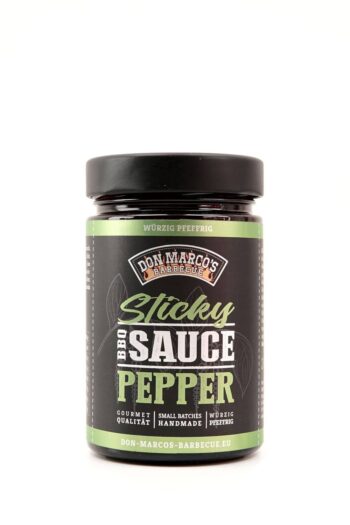 Sticky pepper bbq sauce in Glasbehaelter, schwarzes hochglanz Etikett mit gruenem rand, schwarzer Schraubdeckel